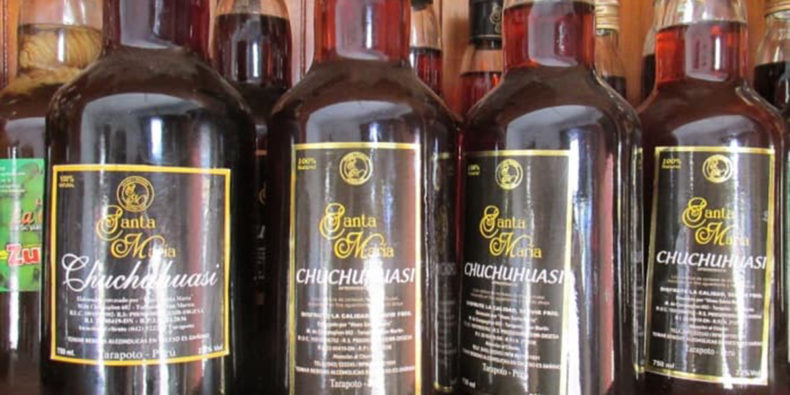 botellas de chuchuhuasi - bebida de la selva