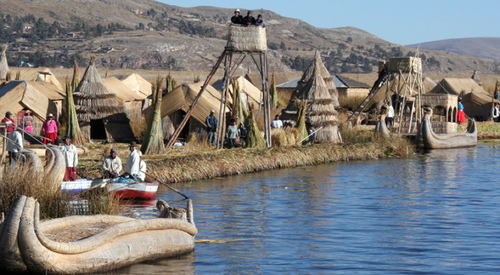 Lake Titicaca Information - Floating islands